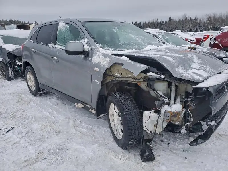 2013 MITSUBISHI RVR SE  