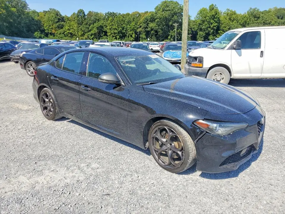 2018 ALFA ROMEO GIULIA TI Q4  