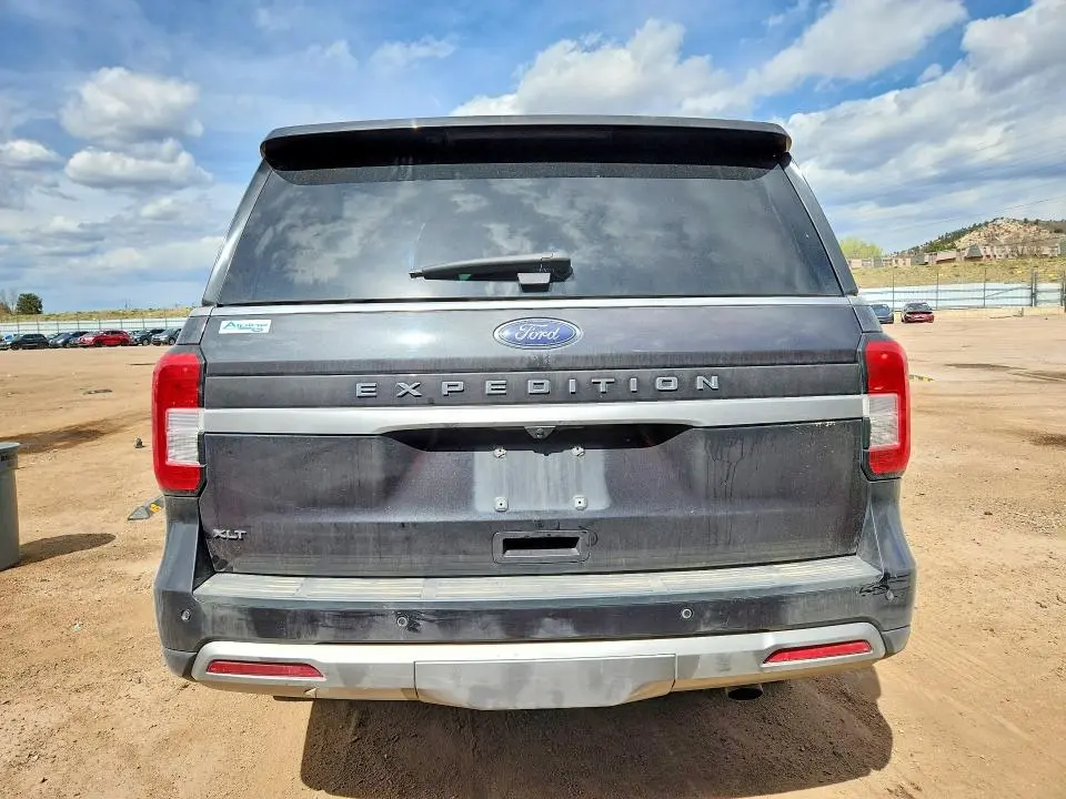 2023 FORD EXPEDITION XLT  