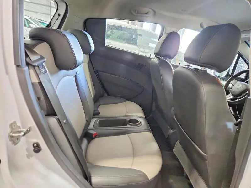 2015 CHEVROLET SPARK 2LT  