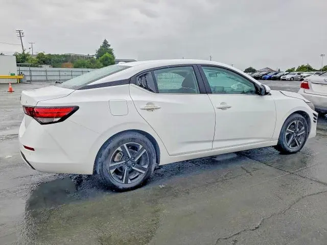 2025 NISSAN SENTRA SV  