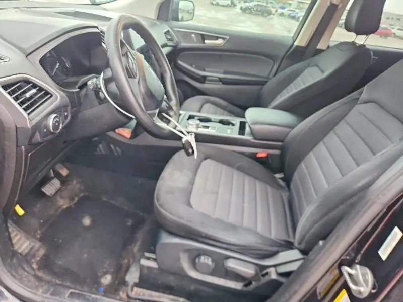 2022 FORD EDGE SE  