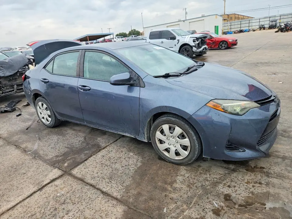 2018 TOYOTA COROLLA LE  