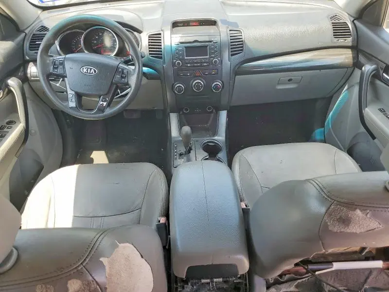 2013 KIA SORENTO LX  