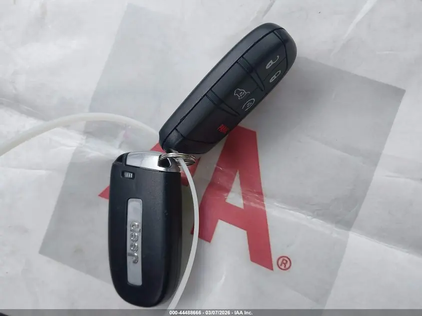 2020 JEEP GRAND CHEROKEE UPLAND 4X4