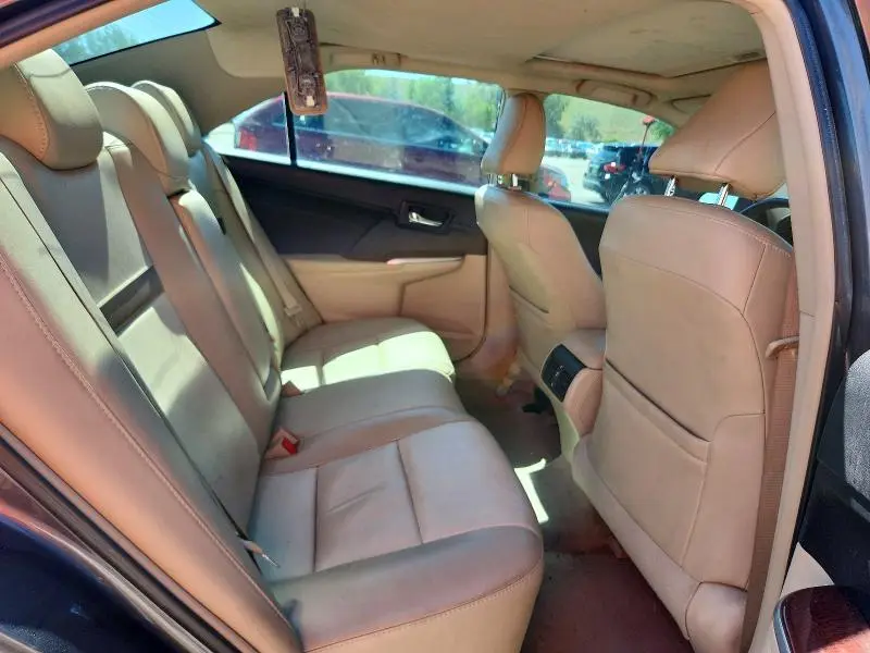 2014 TOYOTA CAMRY XLE V6  