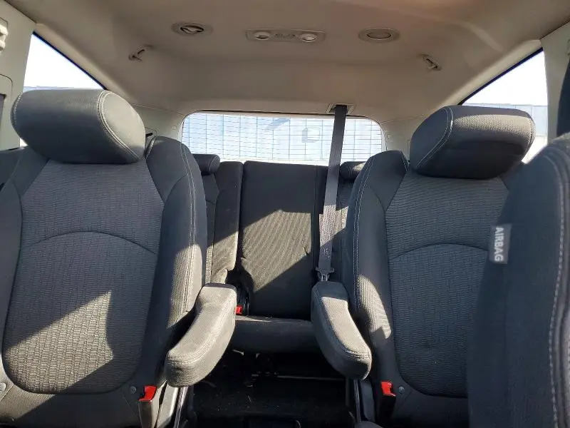 2013 CHEVROLET TRAVERSE LT  