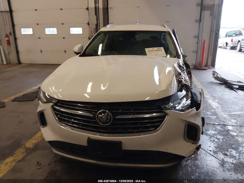 2023 BUICK ENVISION ESSENCE AWD