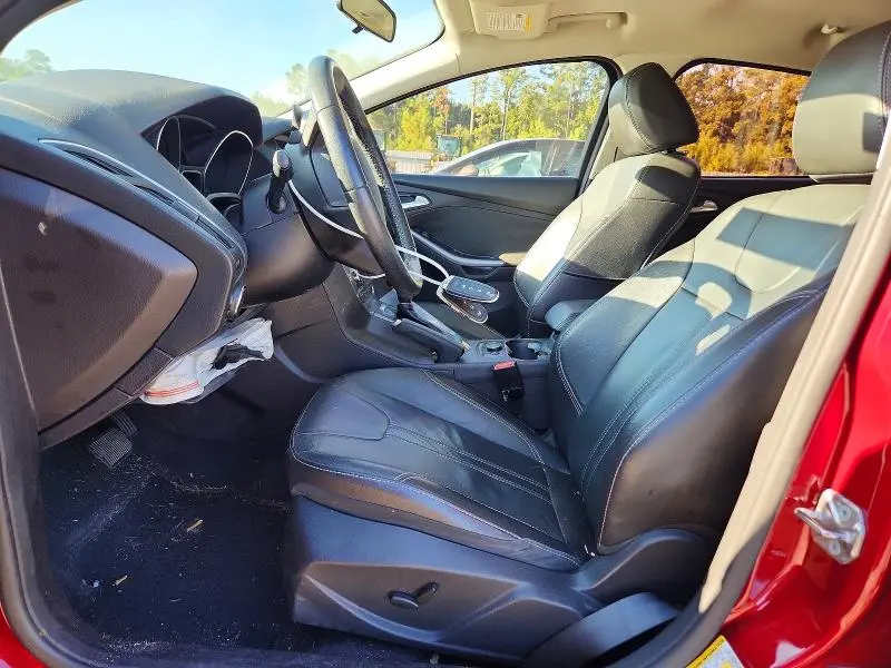 2014 FORD FOCUS TITANIUM  