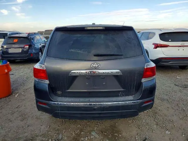 2011 TOYOTA HIGHLANDER BASE  