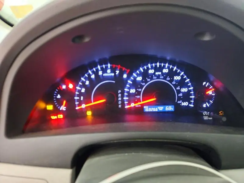 2011 TOYOTA CAMRY LE  