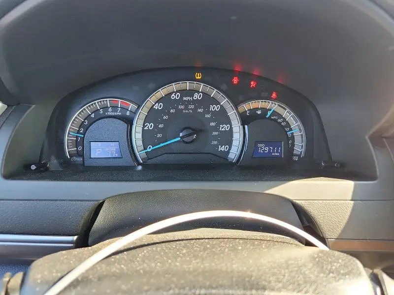 2012 TOYOTA CAMRY SE  
