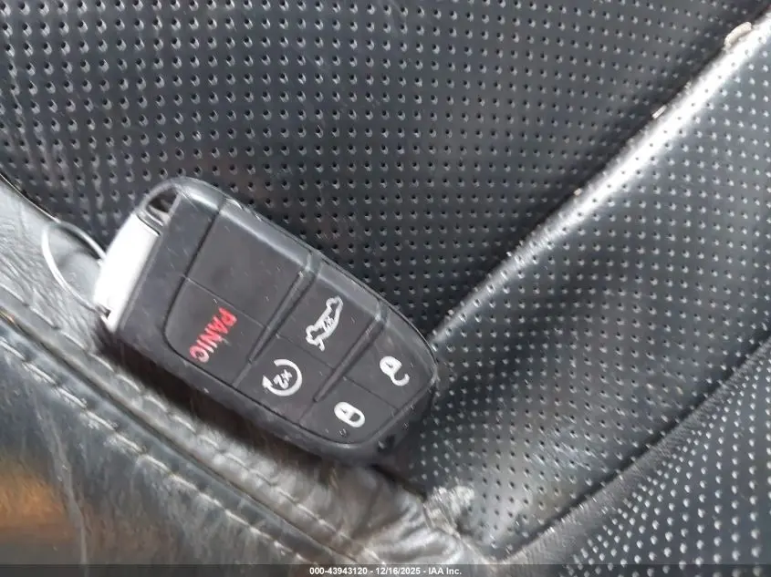 2016 DODGE CHARGER SXT