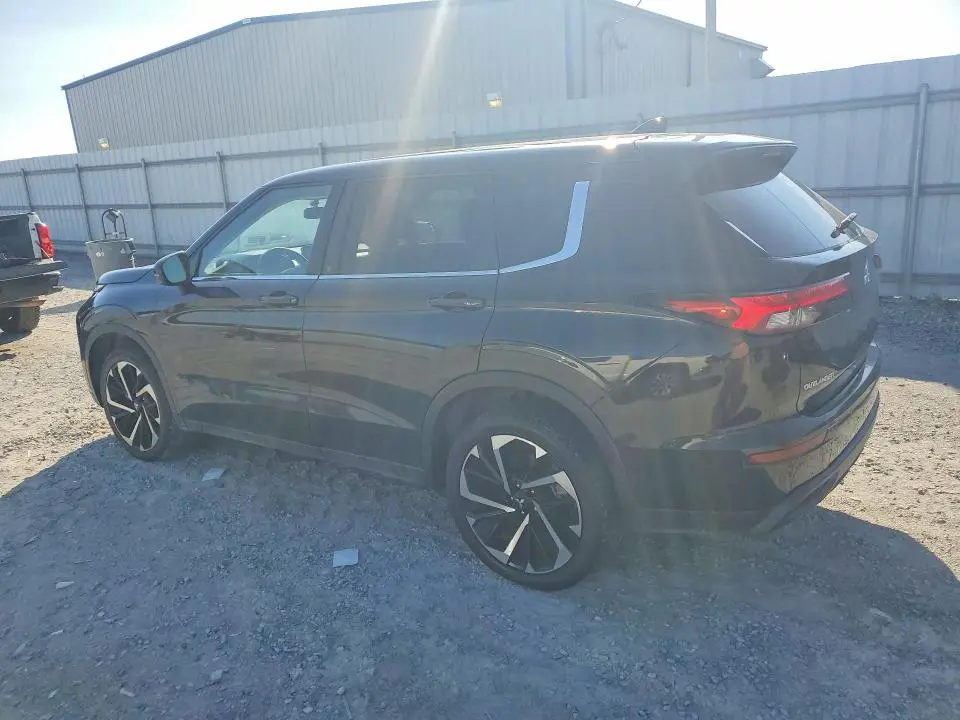 2022 MITSUBISHI OUTLANDER ES  