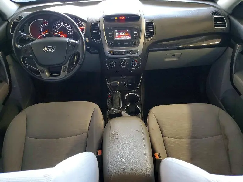 2014 KIA SORENTO LX  