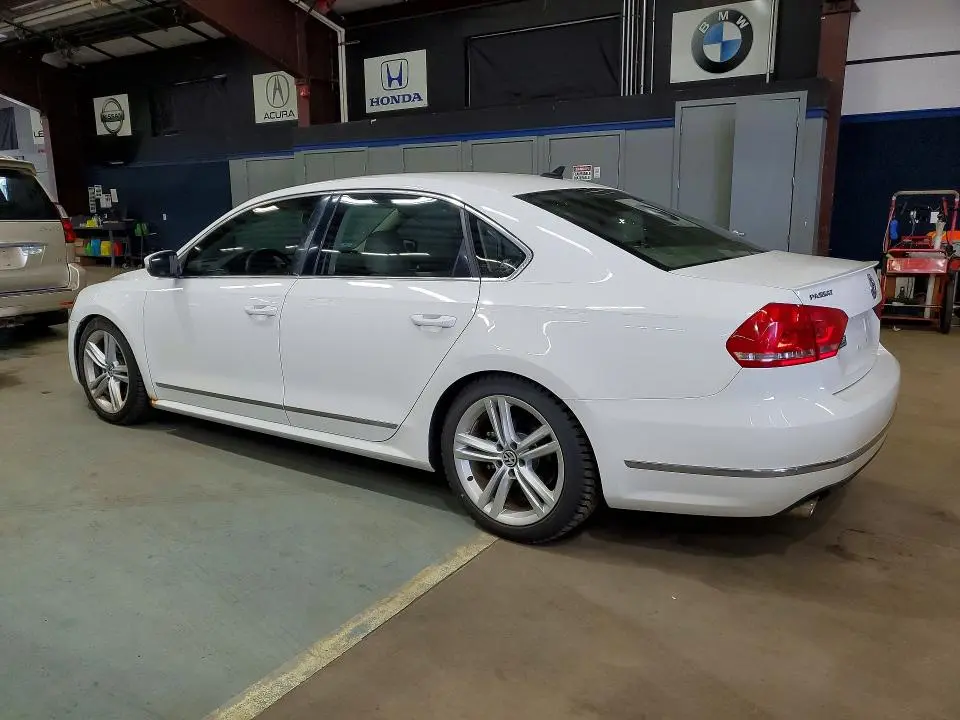 2014 VOLKSWAGEN PASSAT SEL  