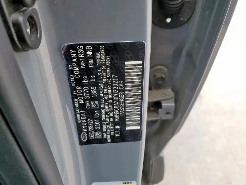2023 HYUNDAI VENUE SEL  