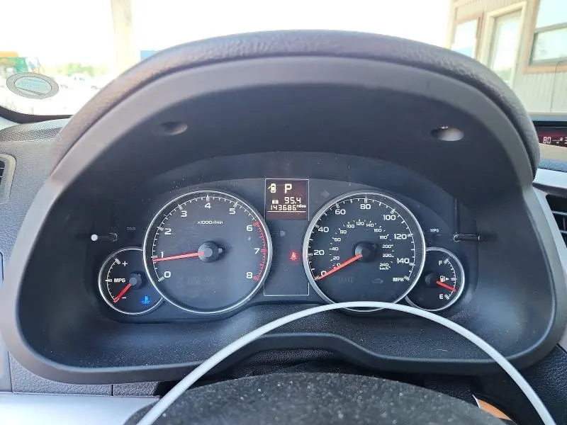 2013 SUBARU OUTBACK 2.5I PREMIUM  