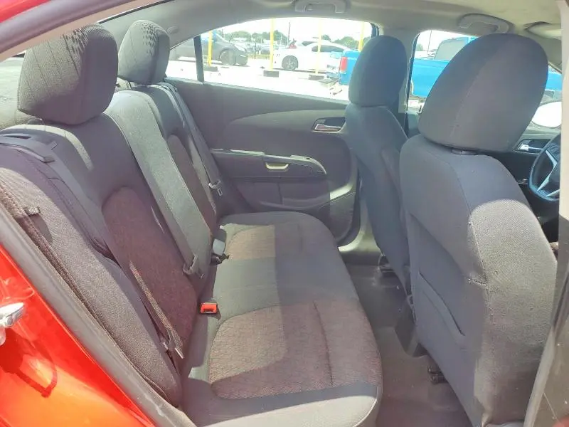 2019 CHEVROLET SONIC LT  