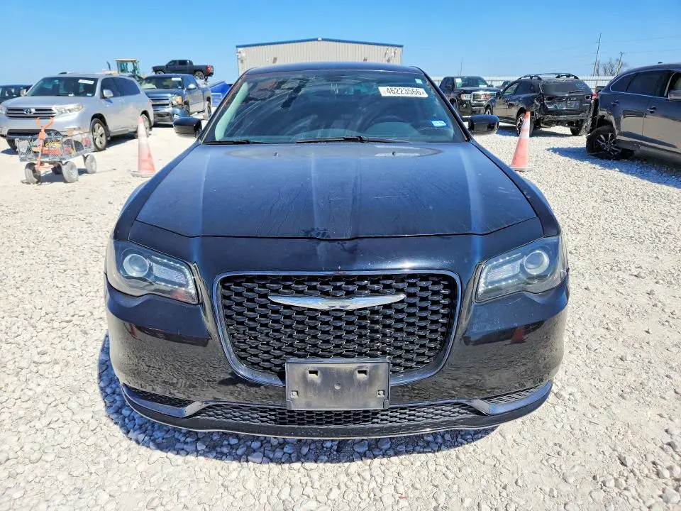 2018 CHRYSLER 300 TOURING  