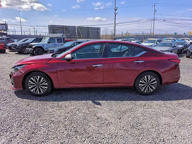 2024 NISSAN ALTIMA SV  