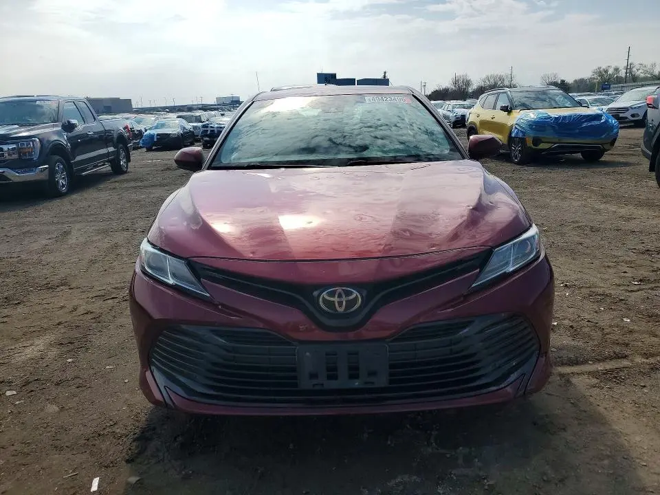 2018 TOYOTA CAMRY LE  