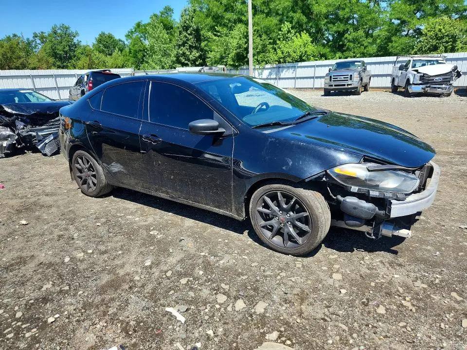 2015 DODGE DART SXT  