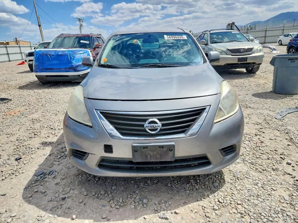 2014 NISSAN VERSA 1.6 SV  