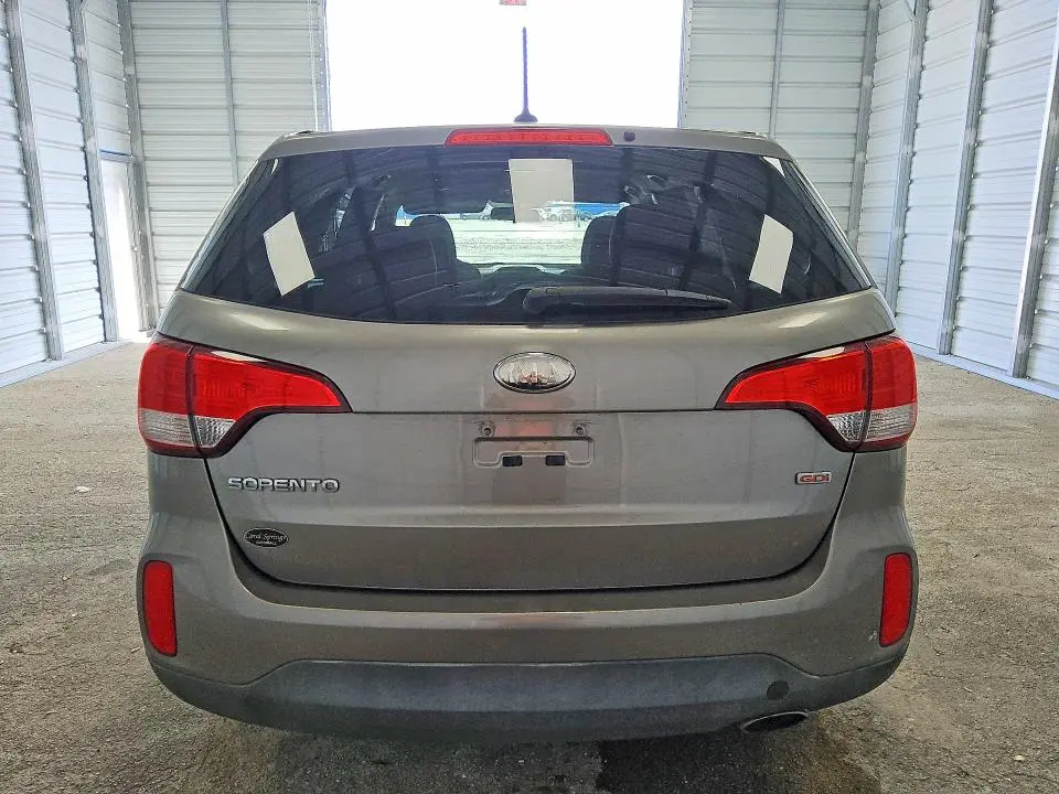 2014 KIA SORENTO LX  