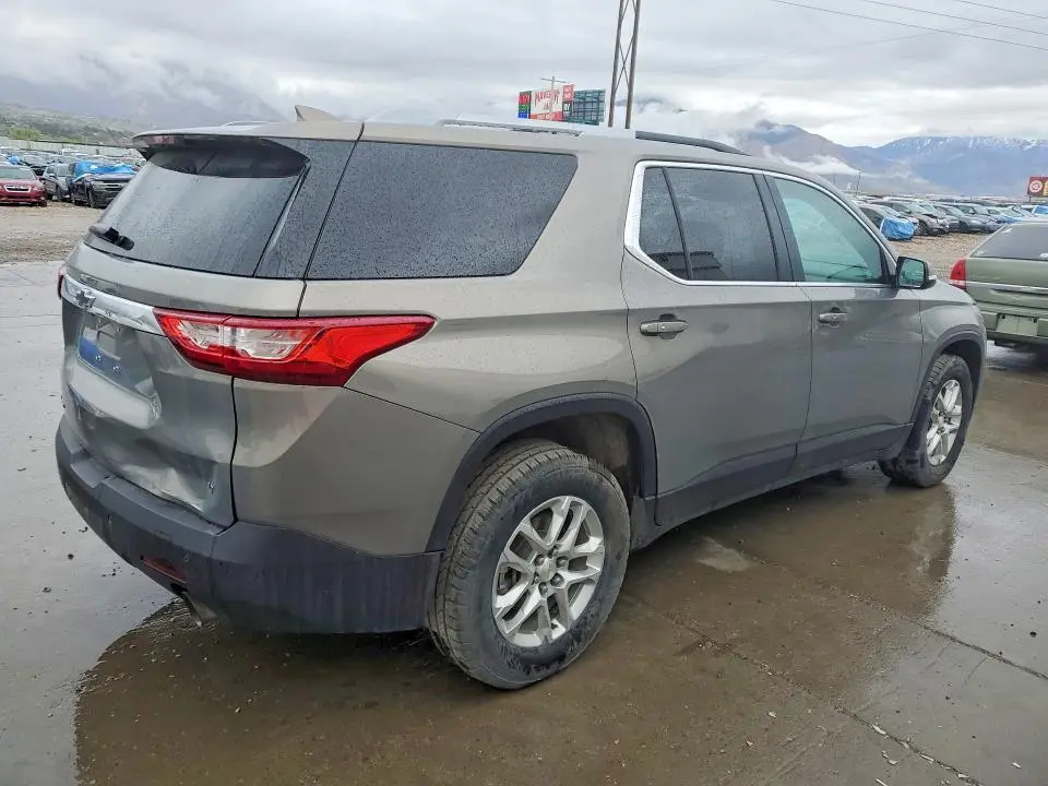 2018 CHEVROLET TRAVERSE LT  
