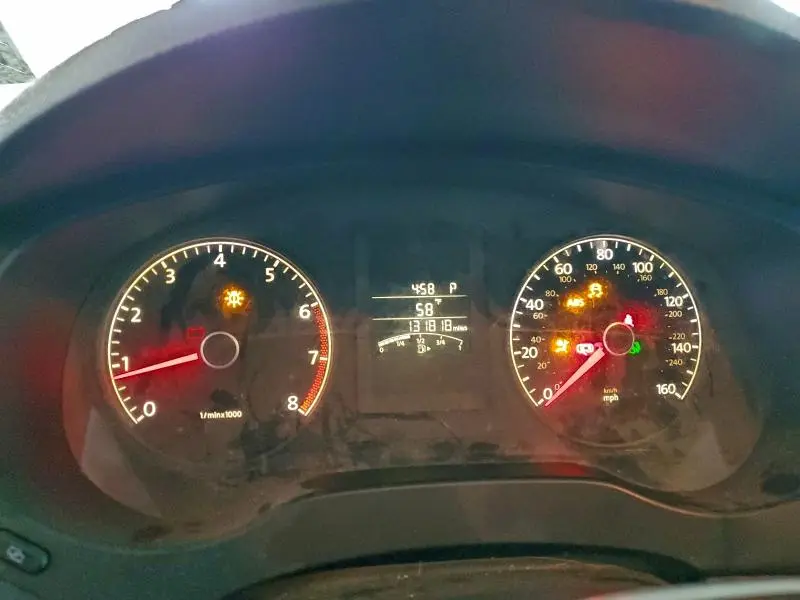 2011 VOLKSWAGEN JETTA BASE  