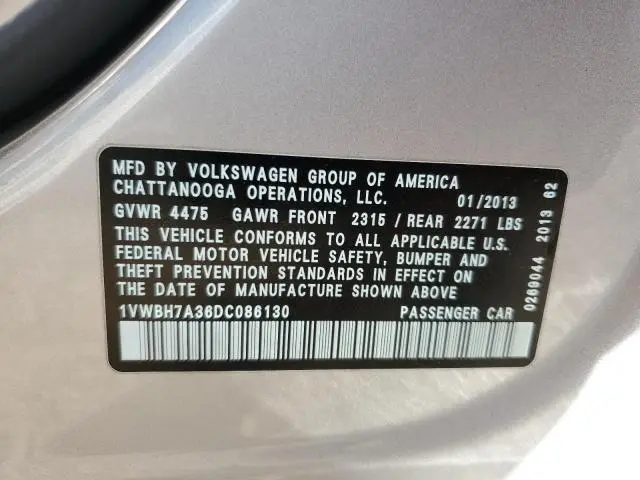 2013 VOLKSWAGEN PASSAT SE  