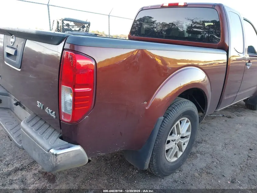 2017 NISSAN FRONTIER SV