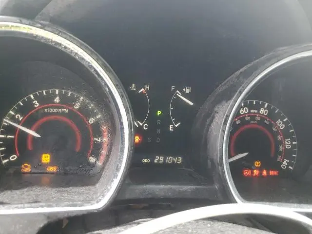 2010 TOYOTA HIGHLANDER SE  