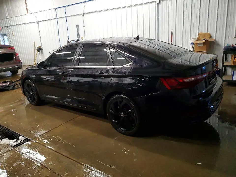 2025 VOLKSWAGEN JETTA SE  