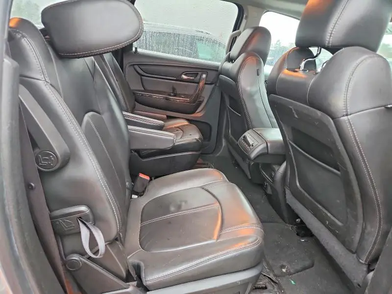 2015 GMC ACADIA SLT-1  