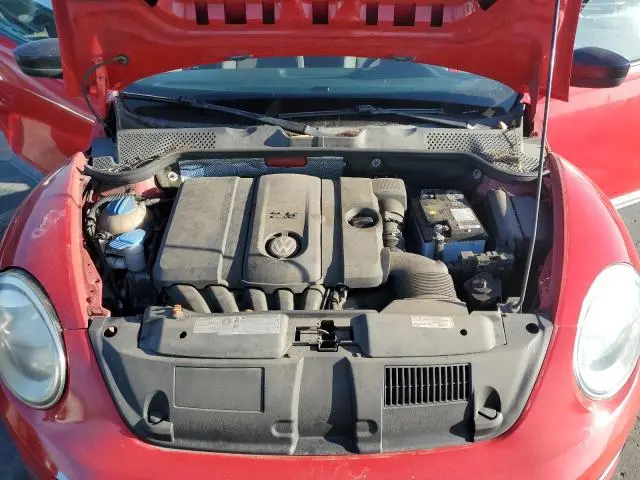 2013 VOLKSWAGEN BEETLE   