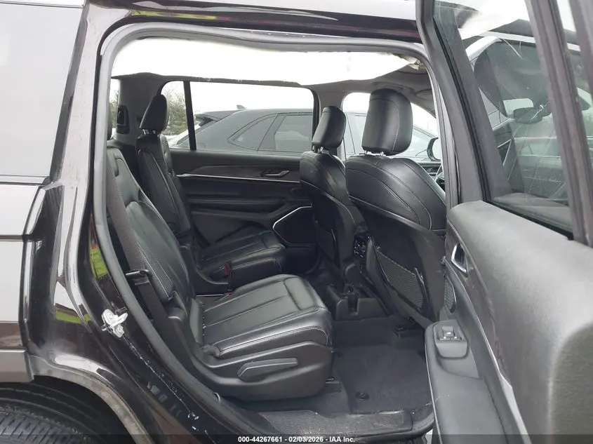 2022 JEEP GRAND CHEROKEE L LIMITED 4X2