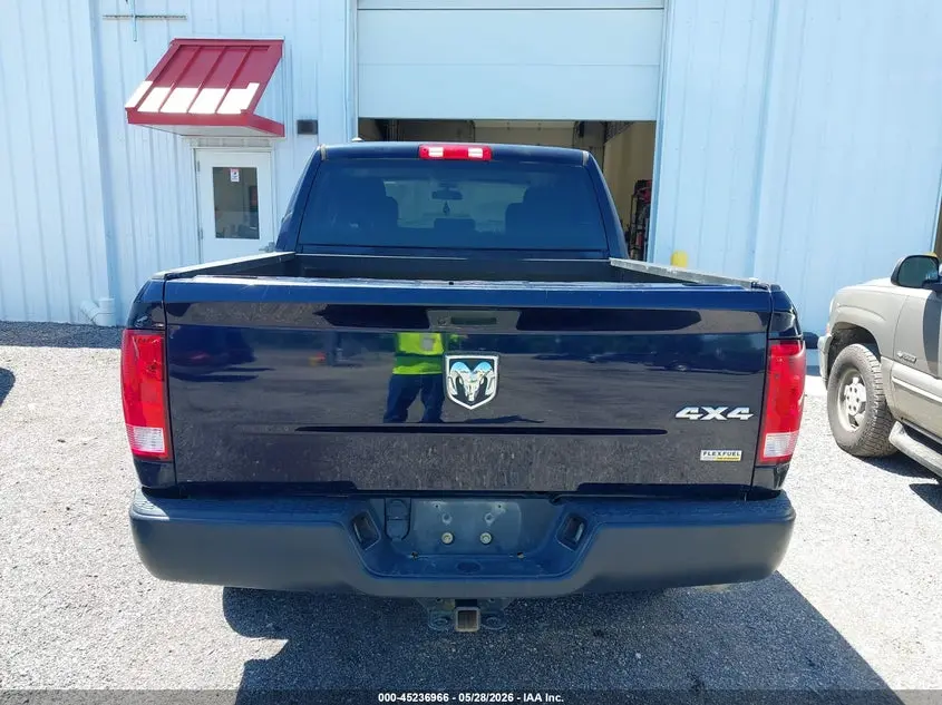 2019 RAM 1500 CLASSIC TRADESMAN  4X4 5'7 BOX