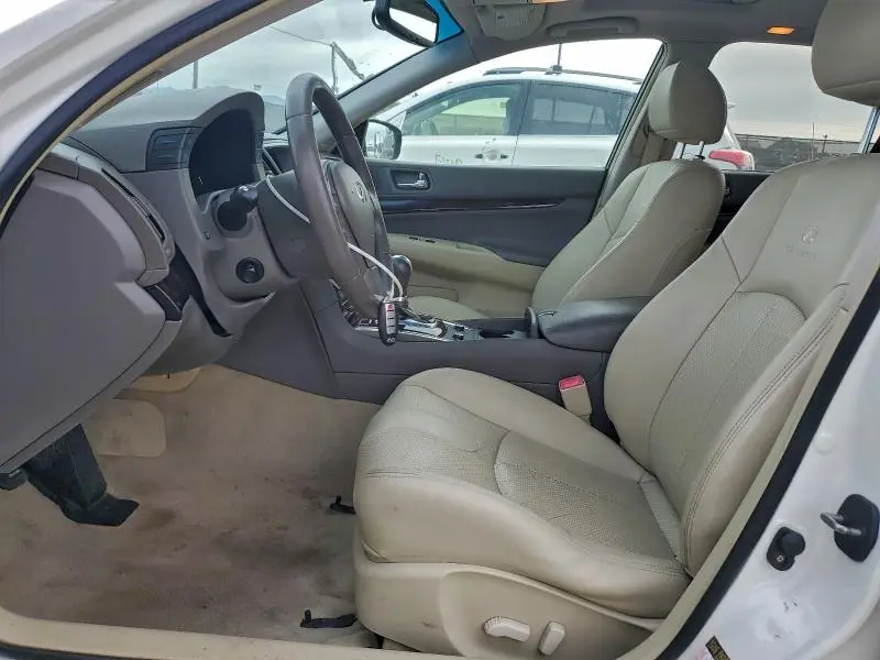 2010 INFINITI G37 BASE  