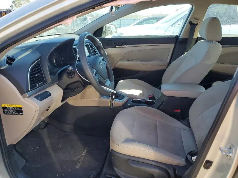 2017 HYUNDAI ELANTRA SE  