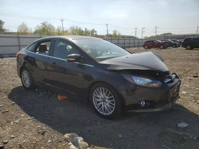 2014 FORD FOCUS TITANIUM  
