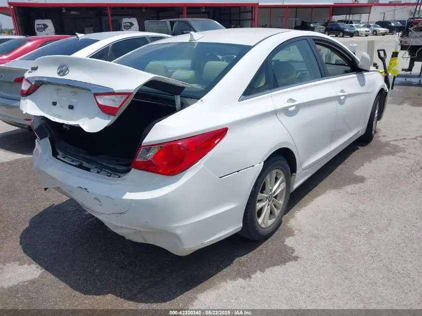 2011 HYUNDAI SONATA GLS