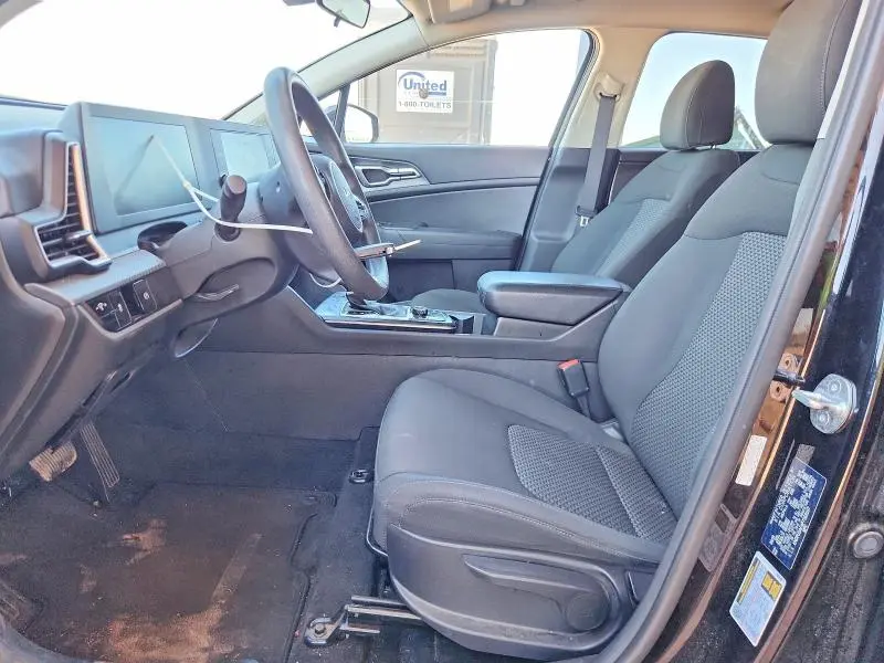 2023 KIA SPORTAGE LX  