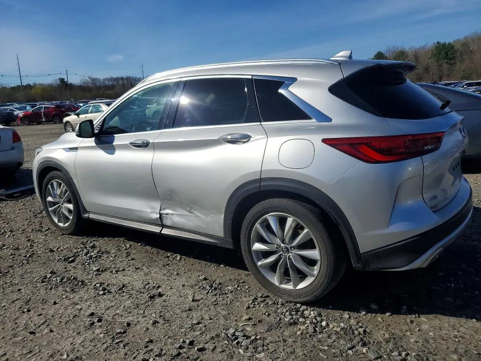 2019 INFINITI QX50 LUXE  