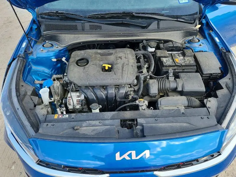 2023 KIA FORTE GT LINE  