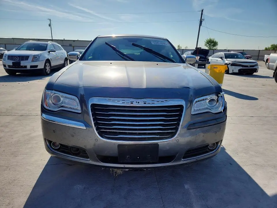 2012 CHRYSLER 300 LIMITED  