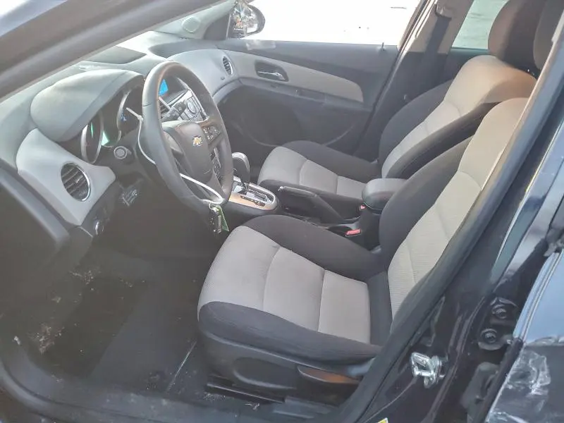 2015 CHEVROLET CRUZE LS  