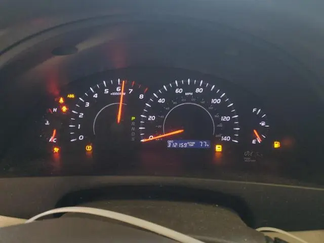 2010 TOYOTA CAMRY BASE  