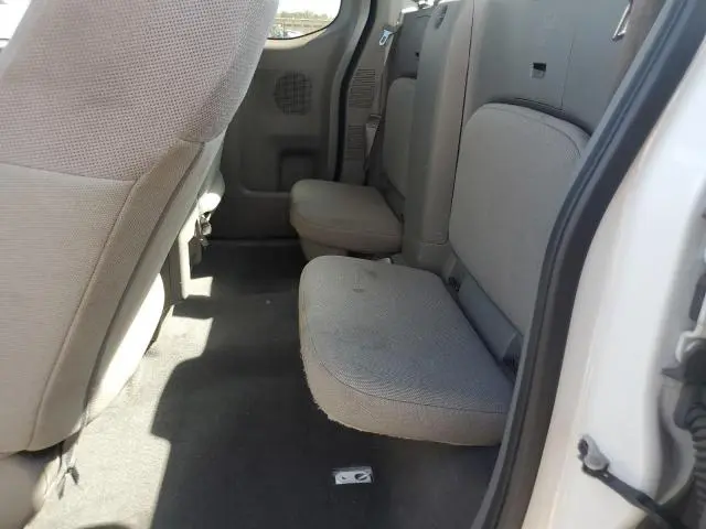 2021 NISSAN FRONTIER S  